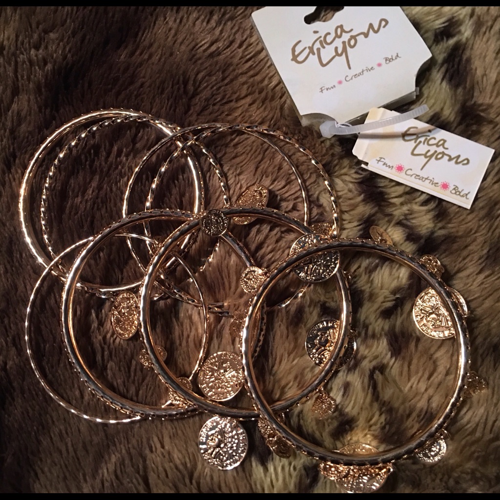 Erica Lyons Bangle Bracelet 8 Goldtone Fashion New